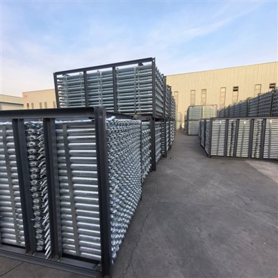 นั่งร้านเหล็ก